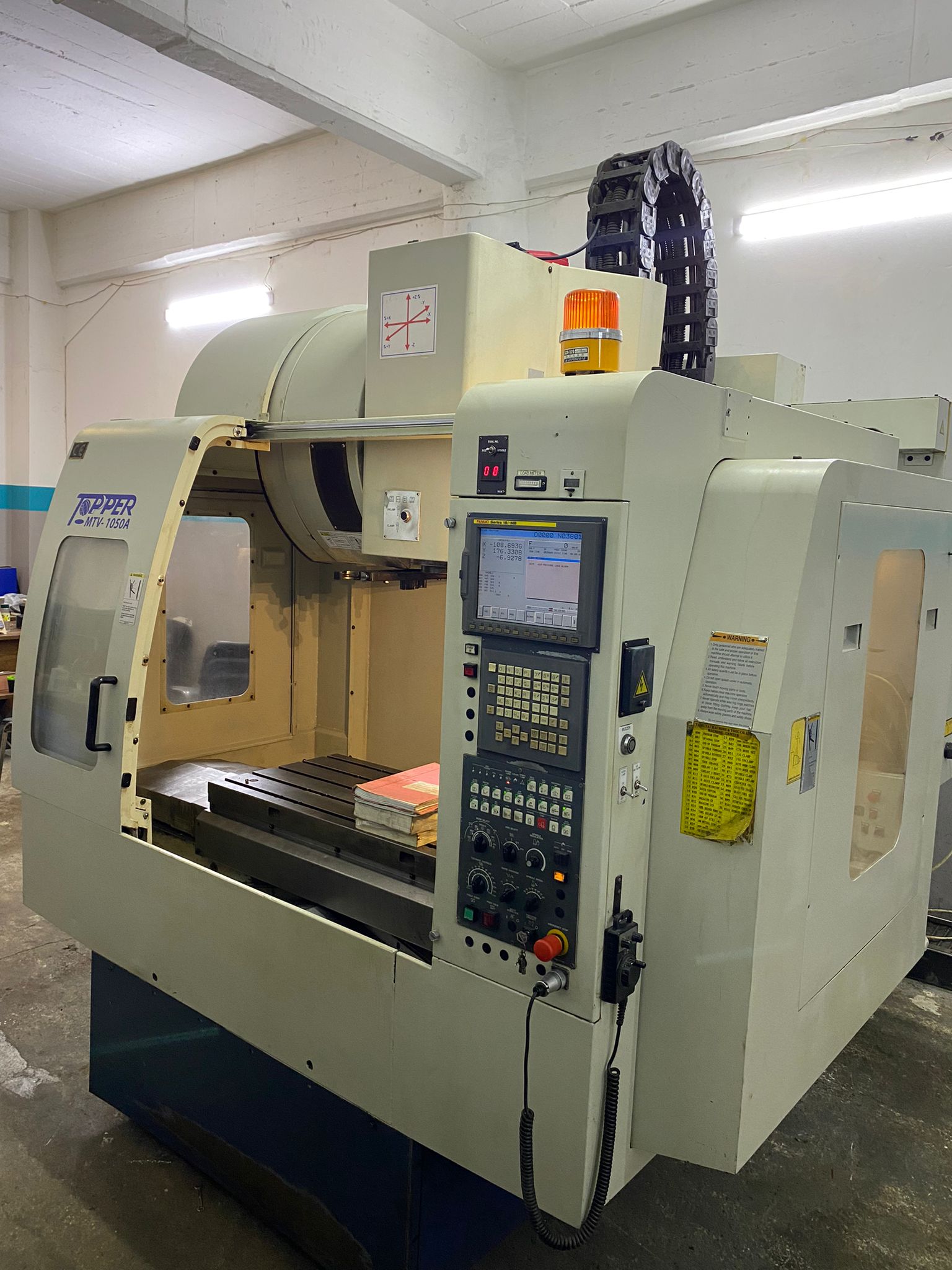 TOPPER TMV 1050 İŞLEME MERKEZİ