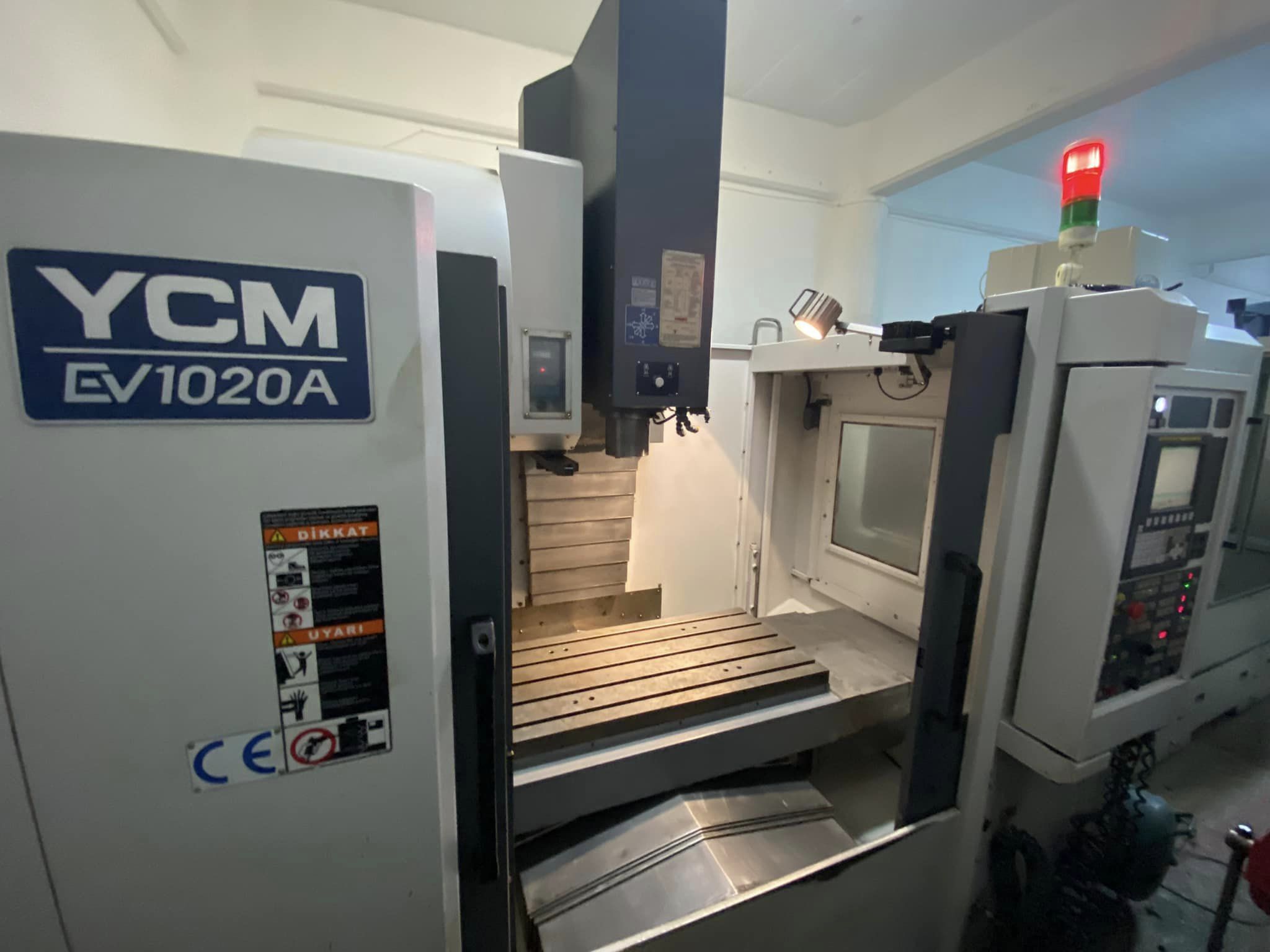YCM EV 1020 İŞLEME MERKEZİ (SATILDI)